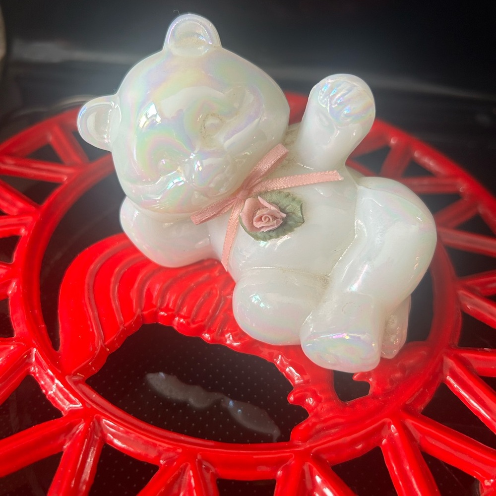 Fenton Iridescent Bear with Red Accents